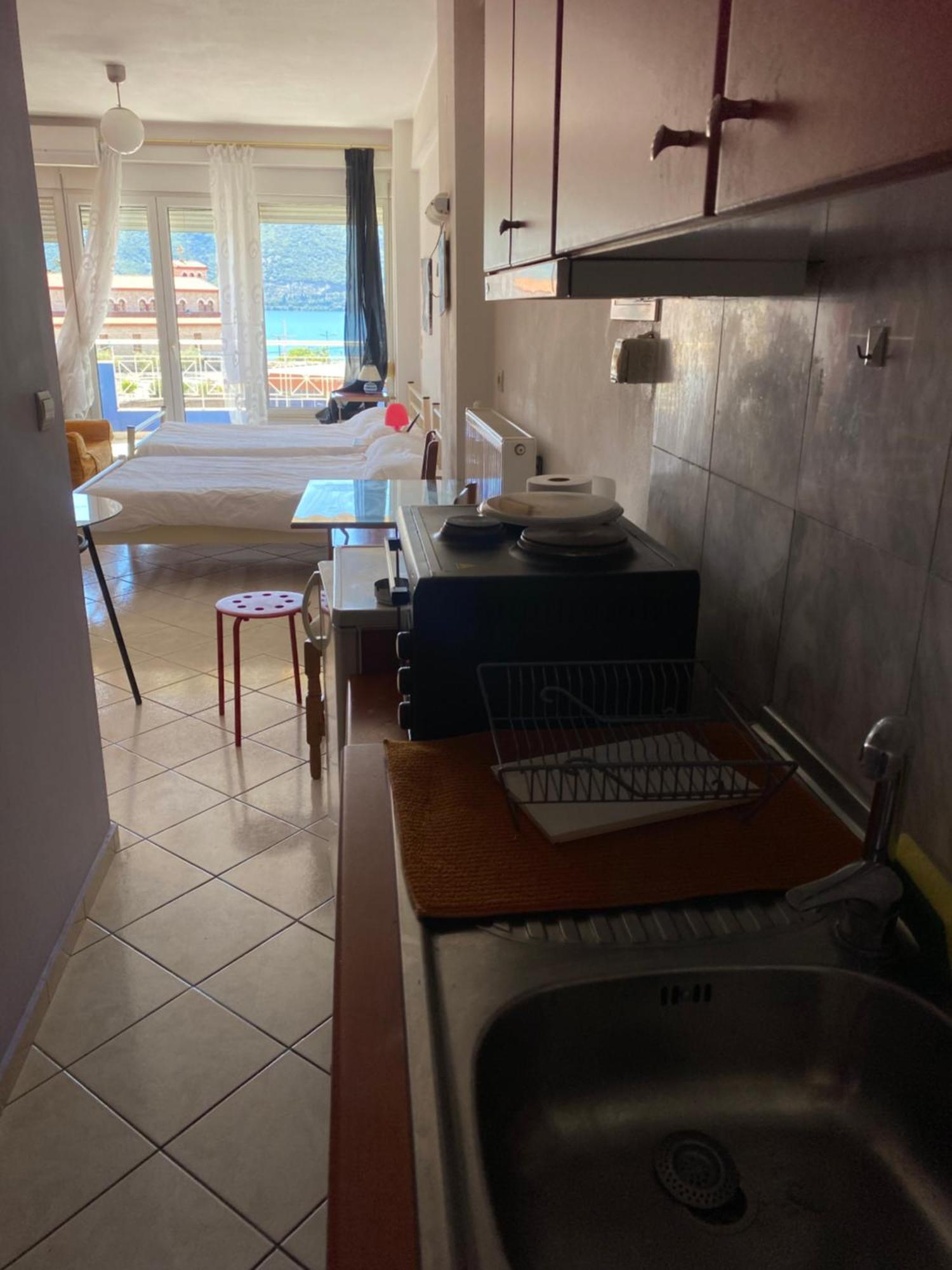 Maria'S Roomstudios Apartments Flats To Let Seaside Heart City Chantzara Spyropoulos İgumeniça Dış mekan fotoğraf